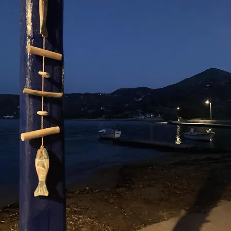 Palirroia Сasa de vacaciones Embourios (Milos)